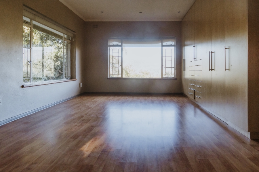 4 Bedroom Property for Sale in Buitenverwagting Western Cape